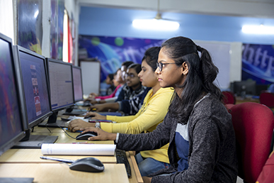 Brainware university computational Science students in computer lab